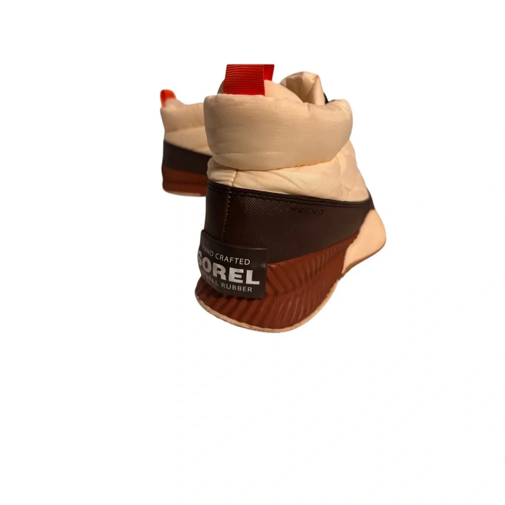 Sorel Out N About Puffy Sneaker Boots Cream Waterproof Zip Size 8.5 - Picture 3 of 4